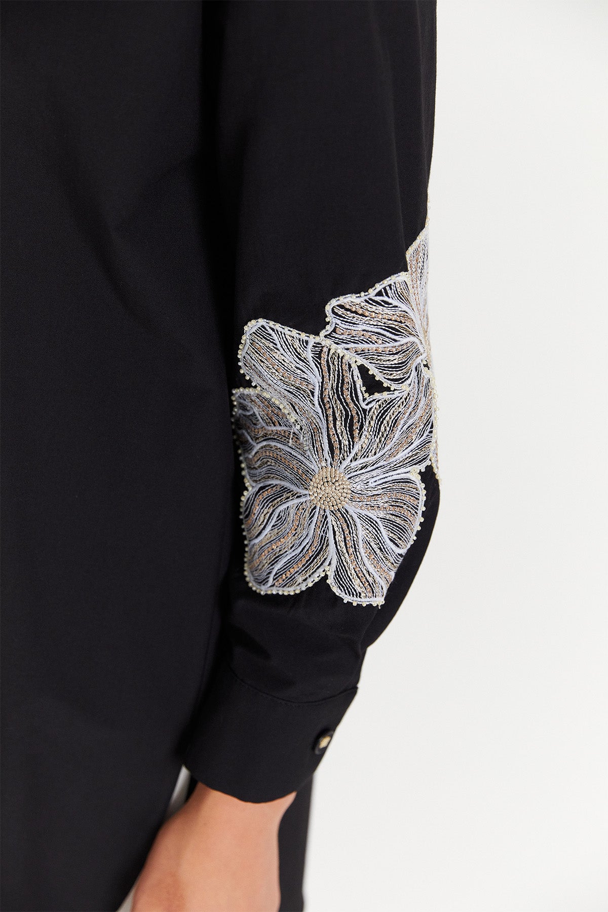 Tunik met Bloemenborduursel