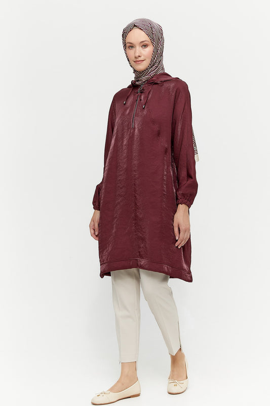 Tunik met Capuchon en Contrastdelen