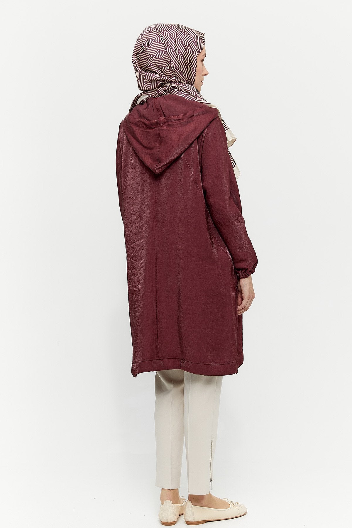 Tunik met Capuchon en Contrastdelen