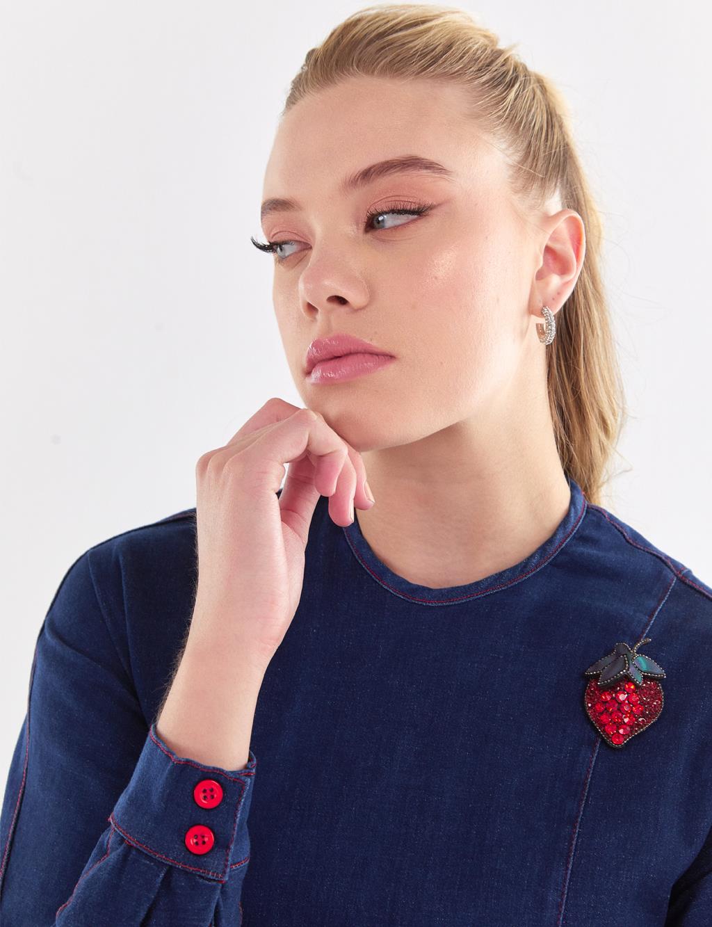 Denim dress with brooch and decorative seams, dark blue