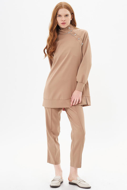 Shiny Stone Two-Piece Set Beige