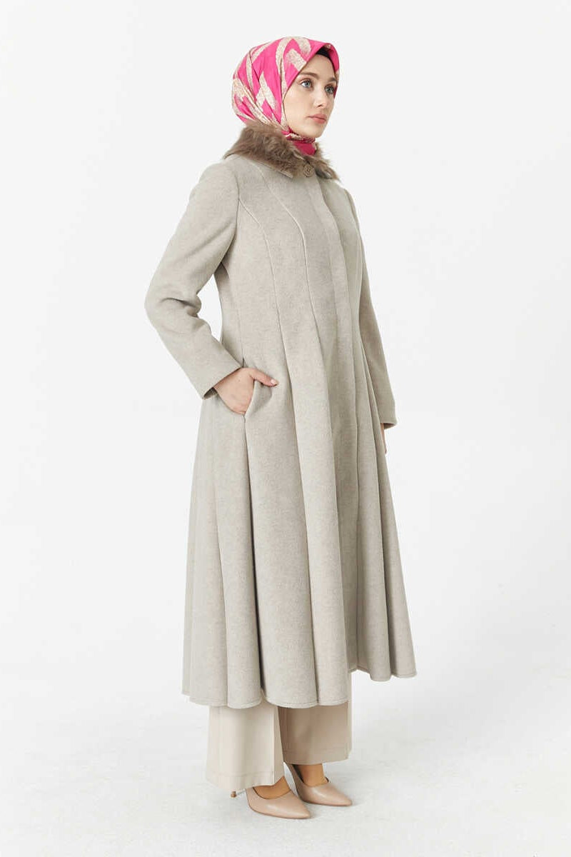 Gelaagde Mantel met Bontkraag