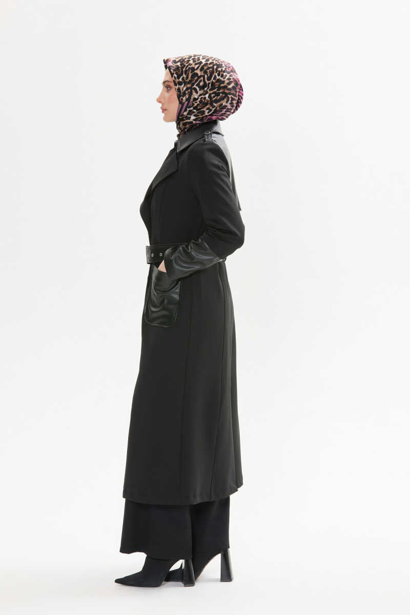 Kemer ve detaylara sahip deri karışımı şık ceket