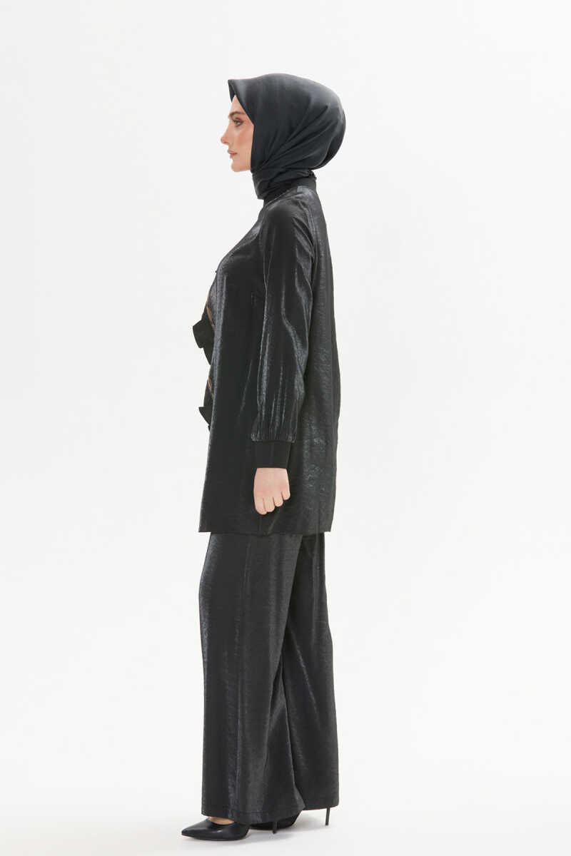 Fırfır Detaylı Parlak Tunik ve Pantolon Takımı