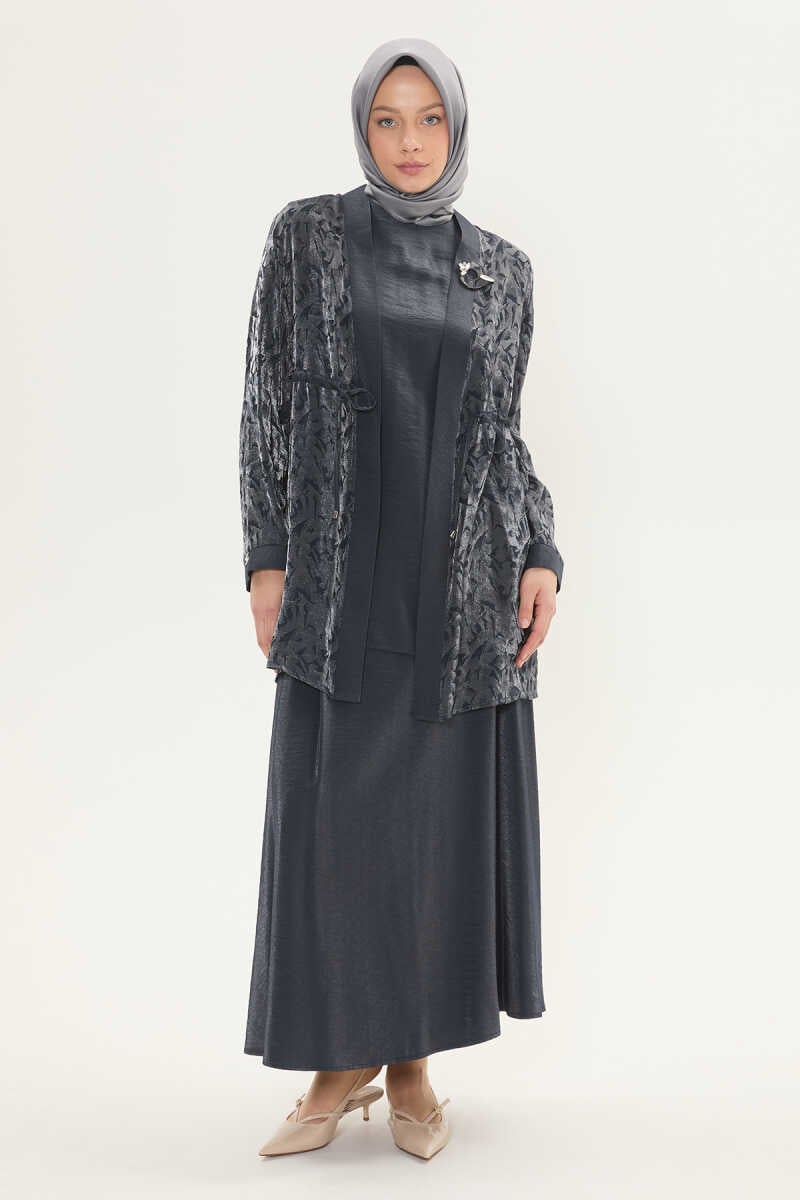 Broş Detaylı Tunik ve Etek Takımı