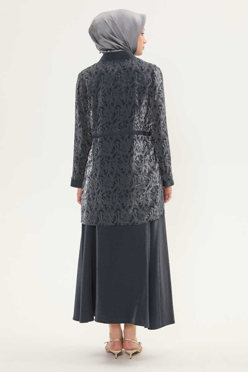 Broş Detaylı Tunik ve Etek Takımı