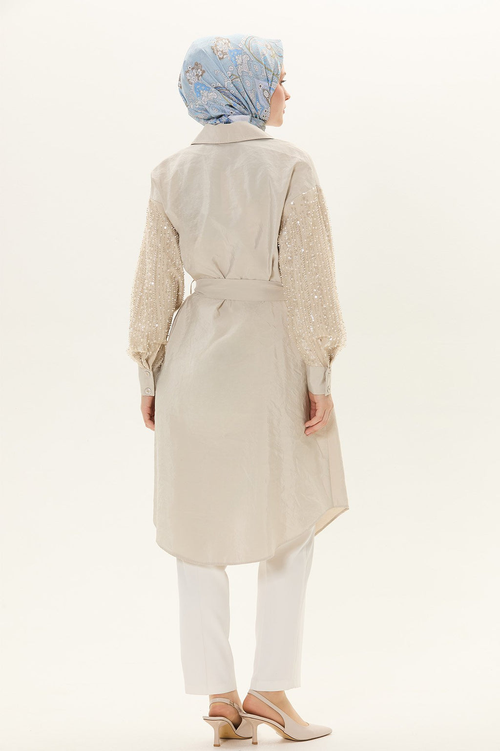 Payetli ve Kemerli Kapüşon