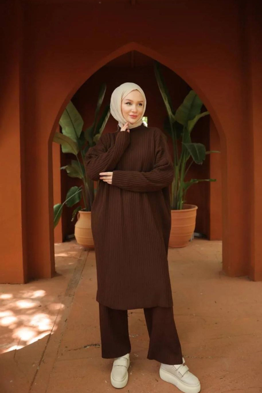 Lange Triqo Trui set (One Size) Bruin