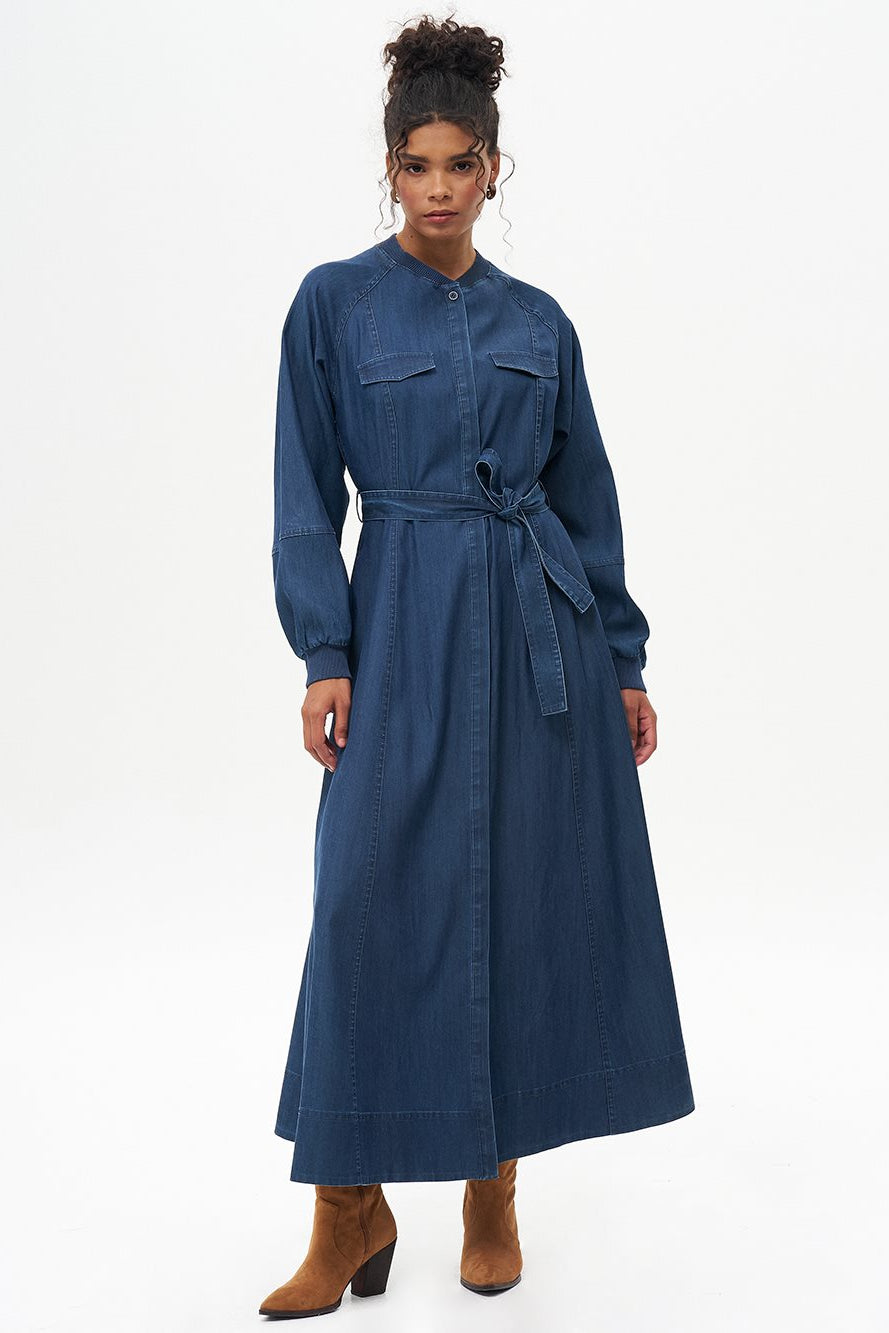 Gegordelde Lyocell Jurk Navy Blauw