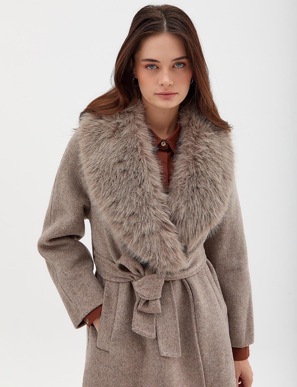 Kürklü Premium Yün Palto, Kruvaze ve Kemerli, Taş Rengi