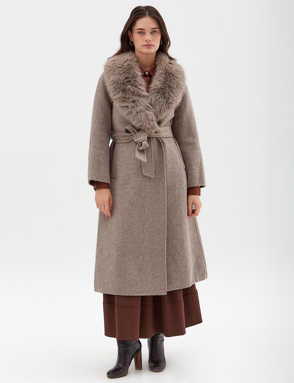 Kürklü Premium Yün Palto, Kruvaze ve Kemerli, Taş Rengi